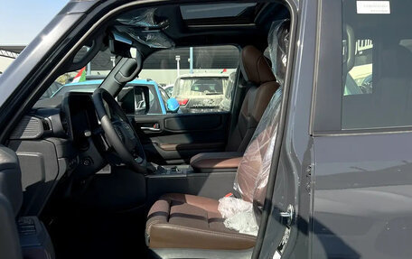 Toyota Land Cruiser Prado, 2025 год, 9 300 000 рублей, 10 фотография