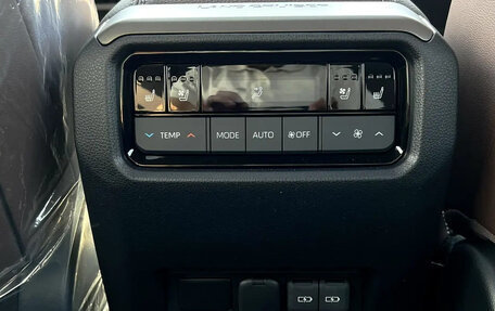 Toyota Land Cruiser Prado, 2025 год, 9 300 000 рублей, 17 фотография