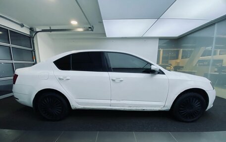 Skoda Octavia, 2018 год, 750 000 рублей, 4 фотография