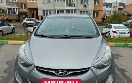 Hyundai Elantra V, 2012 год, 950 000 рублей, 3 фотография