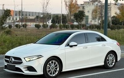 Mercedes-Benz A-Класс, 2021 год, 1 900 000 рублей, 1 фотография