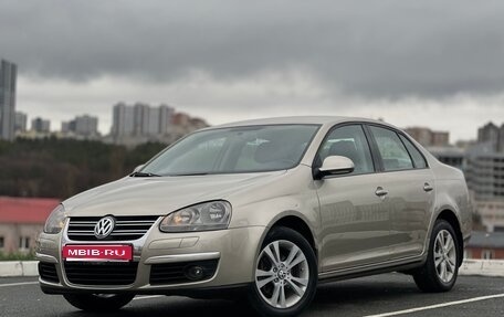 Volkswagen Jetta VI, 2008 год, 865 000 рублей, 1 фотография