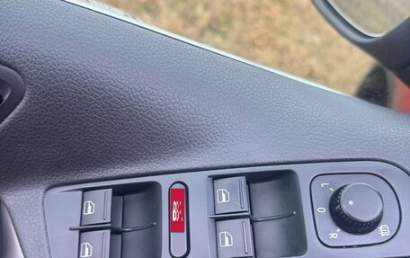 Volkswagen Tiguan I, 2009 год, 988 000 рублей, 10 фотография