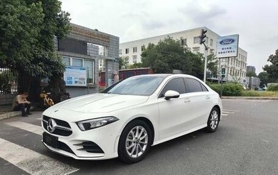 Mercedes-Benz A-Класс, 2021 год, 1 900 000 рублей, 1 фотография