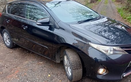 Toyota Auris II, 2013 год, 1 250 000 рублей, 3 фотография