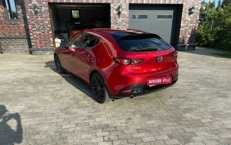 Mazda 3, 2019 год, 2 300 000 рублей, 4 фотография