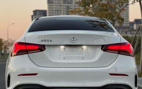 Mercedes-Benz A-Класс, 2021 год, 1 900 000 рублей, 4 фотография