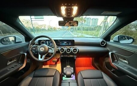 Mercedes-Benz A-Класс, 2021 год, 1 900 000 рублей, 6 фотография