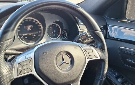 Mercedes-Benz E-Класс, 2012 год, 1 690 000 рублей, 4 фотография