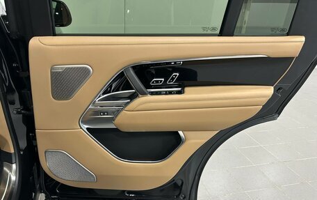 Land Rover Range Rover IV рестайлинг, 2025 год, 25 990 000 рублей, 32 фотография