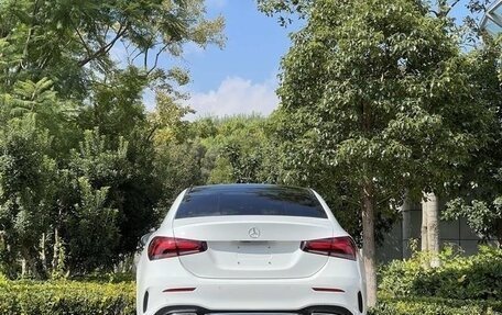 Mercedes-Benz A-Класс, 2021 год, 1 900 000 рублей, 5 фотография