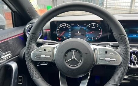 Mercedes-Benz A-Класс, 2021 год, 1 900 000 рублей, 11 фотография