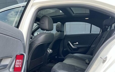 Mercedes-Benz A-Класс, 2021 год, 1 900 000 рублей, 10 фотография