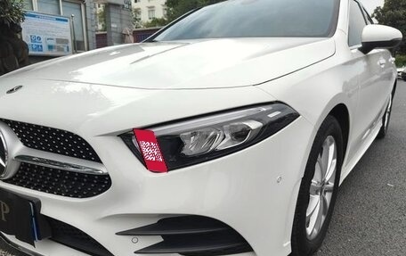 Mercedes-Benz A-Класс, 2021 год, 1 900 000 рублей, 8 фотография