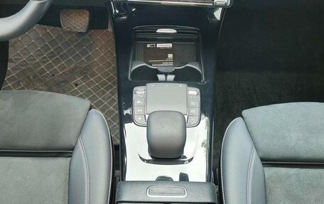 Mercedes-Benz A-Класс, 2021 год, 1 900 000 рублей, 17 фотография