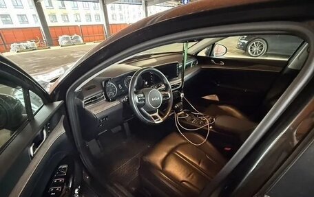 KIA K5, 2022 год, 2 750 000 рублей, 10 фотография