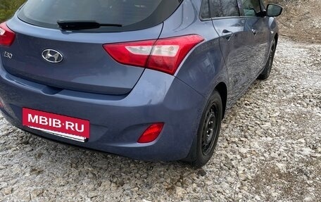 Hyundai i30 II рестайлинг, 2012 год, 800 000 рублей, 2 фотография