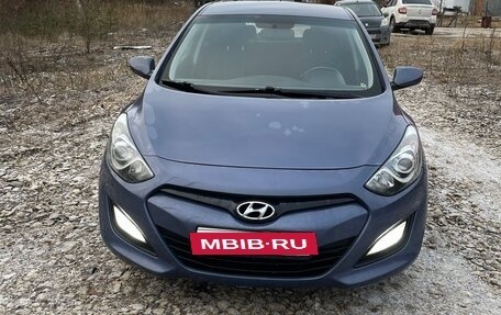 Hyundai i30 II рестайлинг, 2012 год, 800 000 рублей, 4 фотография