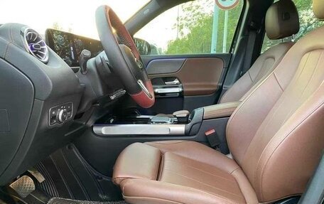 Mercedes-Benz GLB, 2021 год, 2 250 000 рублей, 8 фотография