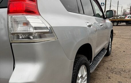 Toyota Land Cruiser Prado 150 рестайлинг 2, 2010 год, 1 950 000 рублей, 10 фотография