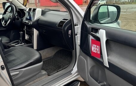 Toyota Land Cruiser Prado 150 рестайлинг 2, 2010 год, 1 950 000 рублей, 12 фотография