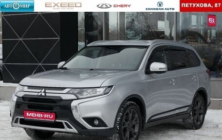 Mitsubishi Outlander III рестайлинг 3, 2019 год, 2 300 000 рублей, 1 фотография