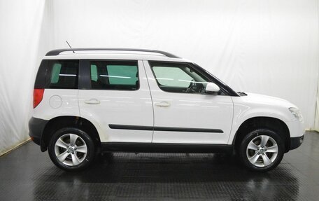 Skoda Yeti I рестайлинг, 2013 год, 853 000 рублей, 2 фотография