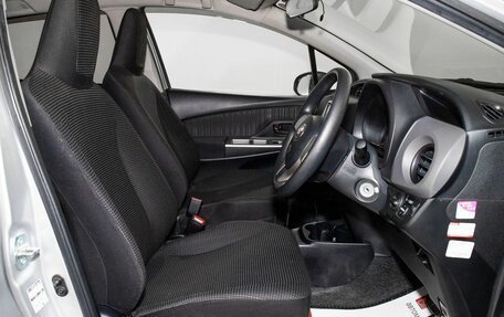 Toyota Vitz, 2014 год, 875 000 рублей, 5 фотография