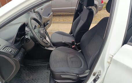 Hyundai Solaris II рестайлинг, 2015 год, 650 000 рублей, 7 фотография