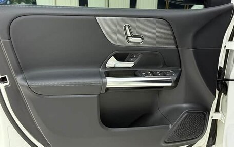 Mercedes-Benz B-Класс, 2022 год, 2 100 000 рублей, 7 фотография