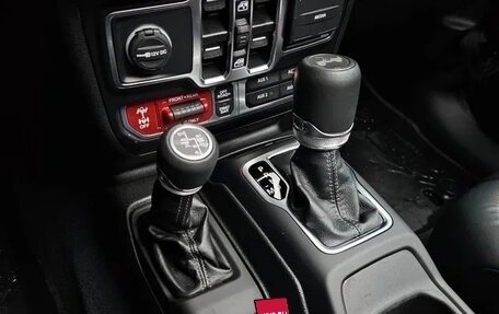 Jeep Wrangler, 2025 год, 6 900 000 рублей, 9 фотография