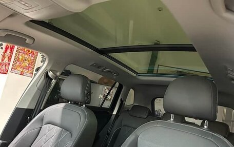 Volkswagen Tiguan II, 2022 год, 2 358 083 рублей, 14 фотография