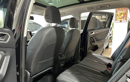 Volkswagen Tiguan II, 2022 год, 2 358 083 рублей, 15 фотография