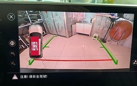 Volkswagen Tiguan II, 2022 год, 2 358 083 рублей, 13 фотография