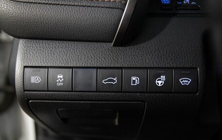 Toyota Camry, 2018 год, 2 500 000 рублей, 15 фотография