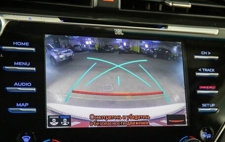 Toyota Camry, 2018 год, 2 500 000 рублей, 13 фотография