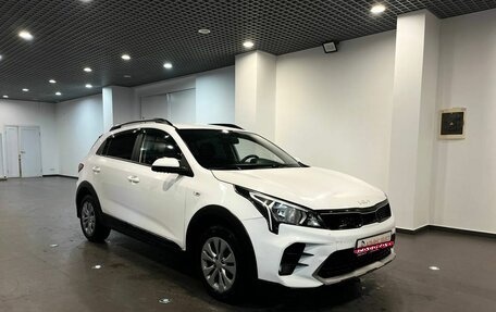 KIA Rio IV, 2022 год, 1 900 000 рублей, 1 фотография