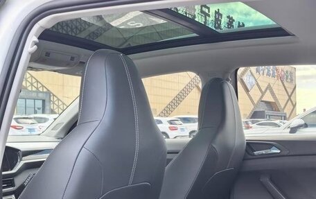 Volkswagen T-Cross I, 2022 год, 1 800 000 рублей, 9 фотография