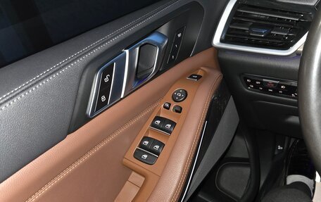 BMW X5, 2019 год, 5 850 000 рублей, 13 фотография