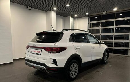 KIA Rio IV, 2022 год, 1 900 000 рублей, 3 фотография