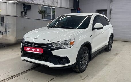 Mitsubishi ASX I рестайлинг, 2017 год, 1 800 000 рублей, 15 фотография