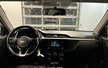 KIA Rio IV, 2022 год, 1 900 000 рублей, 9 фотография