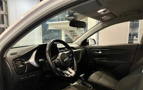 KIA Rio IV, 2022 год, 1 900 000 рублей, 23 фотография