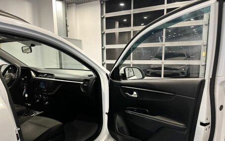 KIA Rio IV, 2022 год, 1 900 000 рублей, 27 фотография