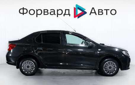 Renault Logan II, 2017 год, 699 900 рублей, 8 фотография