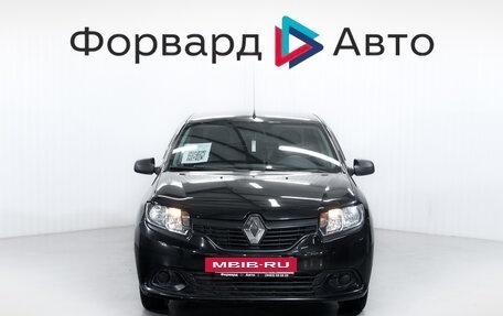 Renault Logan II, 2017 год, 699 900 рублей, 2 фотография