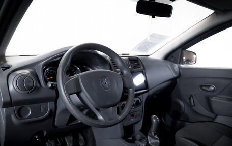 Renault Logan II, 2017 год, 699 900 рублей, 13 фотография