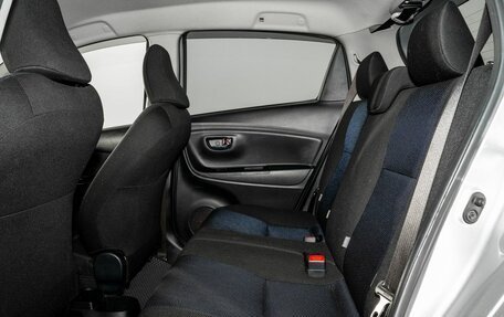 Toyota Vitz, 2016 год, 875 000 рублей, 7 фотография