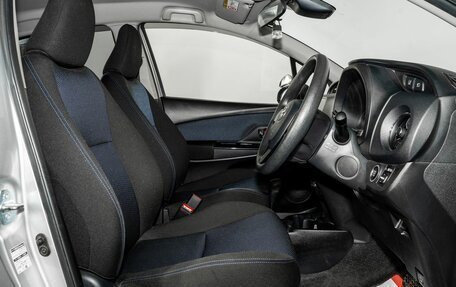 Toyota Vitz, 2016 год, 875 000 рублей, 5 фотография