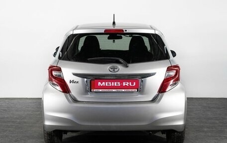 Toyota Vitz, 2016 год, 875 000 рублей, 4 фотография